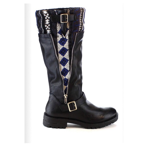 Boots with Aztec Pop print  Mid Calf - Picture 5 of 7